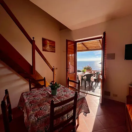 Vacanze Maestrale * Фетовайя