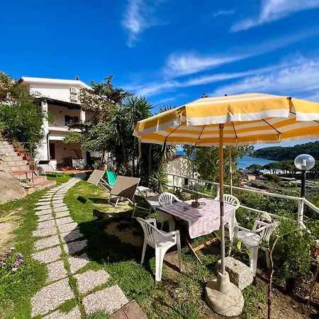 Vacanze Maestrale Apartment